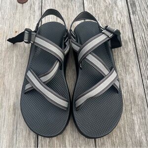 Chaco Men's Z/1 Classic Casual Sandals
Split Grey Chacos water shoe